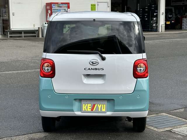 弊社ではインターネットでの遠方販売に自信があります。店頭でのご納車であれば、お車を持ち込まずに名義変更等のお手続きが出来ますので、ご近所の販売会社で購入する場合と変わらぬ諸経費にてご購入可能です♪