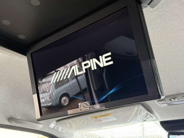 新車未登録/ALPINE　BIGX/Bカメラ/フリップダウンモニター/4列10人乗り/パノラミックビューM/デジタルインナーM/シートカバー/パワースライドドア/床張りキット/ベッドキット