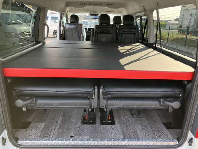 新車未登録/ALPINE　BIGX/Bカメラ/フリップダウンモニター/4列10人乗り/パノラミックビューM/デジタルインナーM/シートカバー/パワースライドドア/床張りキット/ベッドキット