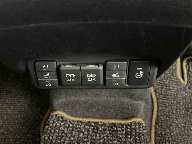 【運転席操作部】快適なドライブを楽しむための機能が装備されています！運転席から触れるので、使いやすいです！除菌プランいれていただくと、さらに清潔で安心していただけます！