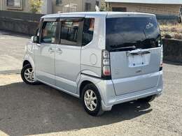 当店では、ハイエースの車両を多数掲載しております。さまざまなモデルや仕様のハイエースをご覧いただけるので、ぜひ一度ご確認してみてはいかがでしょうか。ご希望の条件に合った車両が見つかるかもしれません！