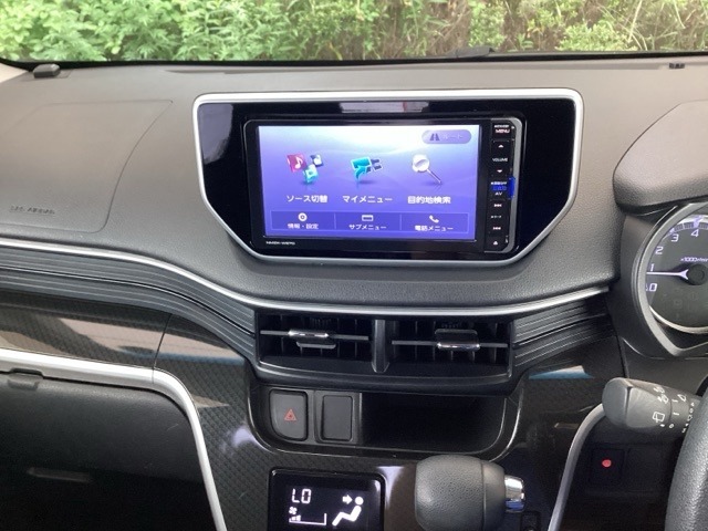 当社サービススタッフが点検整備を実施し、その後、ご納車させていただきますので安心してご利用いただけます。