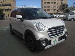 色は人気のパールホワイトです！