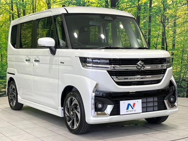 大好評のボディコーティング「弾スプラッシュコート」もご納車までに施工可能。通常のガラスコートと異なる、耐久年数6年の無機質ガラスコーティングが、ボディをキレイな状態に保ってくれます。