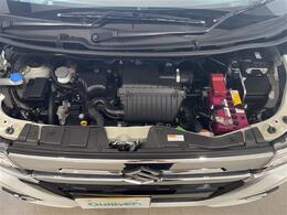 【エンジンルーム】エンジンの調子は良好です！ご納車前にはしっかりとオイル交換・その他油種類の点検補充をさせて頂きます。また、ガリバーでは修復歴のある車は販売いたしません。