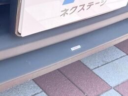 【STIスタイルパッケージ】フロント・サイド・リアをSTIのエアロで統一。外観のスポーティーさを際立たせてくれるだけでなく、高速走行時の空力バランスを最適化してくれます。