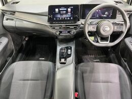 グループ総在庫数約30，000台！！全国の系列店からメーカー・車種問わずご紹介出来るので、あなたにピッタリのお車が見つかるはずです♪まずはお問い合わせ下さい☆