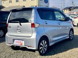 自社整備工場や鈑金工場と強いコネクションがありますので、納車後の整備や傷、へこみなどにも、ご予算をお聞きしながら安価で対応可能です！