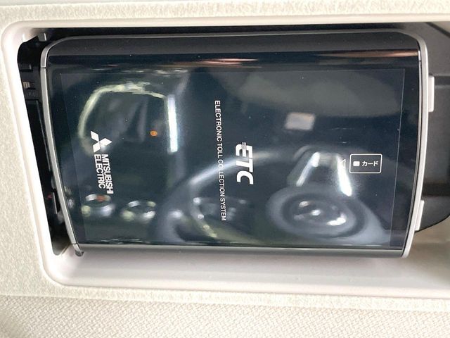【ETC】高速道路の料金所をストレスなく通過！話題のスポットやサービスエリアに多い「スマートIC」利用時は必須のアイテムです。当店でセットアップを実施、ご納車当日からすぐにご利用いただけます！