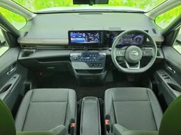 「この車の写真をもっと見たい」「状態が気になる」「この装備はついている？」どんな小さな疑問でもお気軽にお問い合わせください！