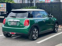 お車に関するご相談、ご質問等ございましたらお気軽に展示場にお越しくださいませ♪もちろんお電話でもご対応可能でございます！車両の詳細の画像、動画も撮影を行いお送りさせていただくことも可能でございます！