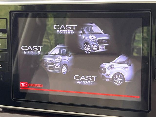 型ナビ【純正ナビ】人気の純正ナビを装備。オーディオ機能も充実しており、Bluetooth接続すればお持ちのスマホやMP3プレイヤーの音楽を再生可能！毎日の運転がさらに楽しくなります！！