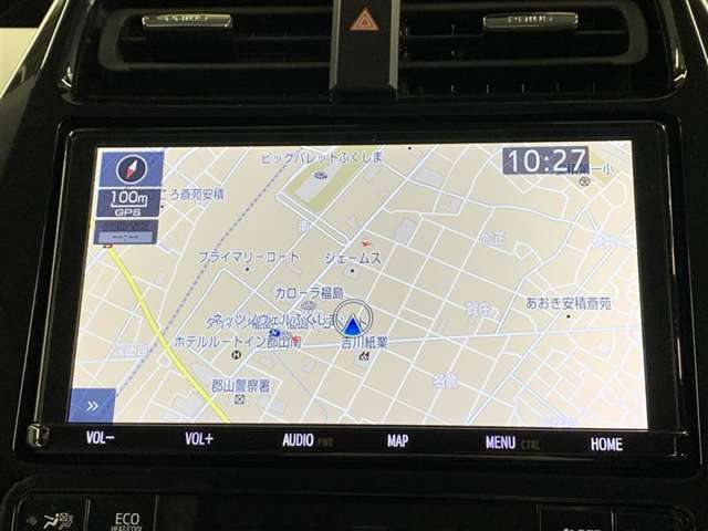 純正ナビを装備。タッチパネル式で使いやすく便利です。機種はNSZT-Y68Tモデルになります。