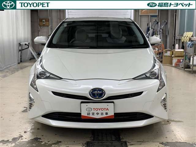 安心のトヨタの認定中古車です。人気のハイブリット車　プリウス　S