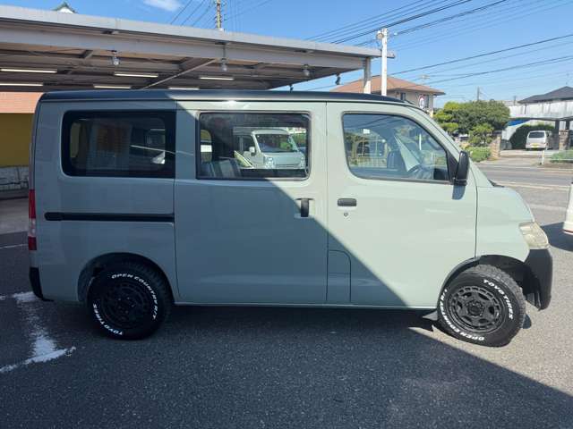 提携認証整備工場完備。車検や点検整備も対応いたします。