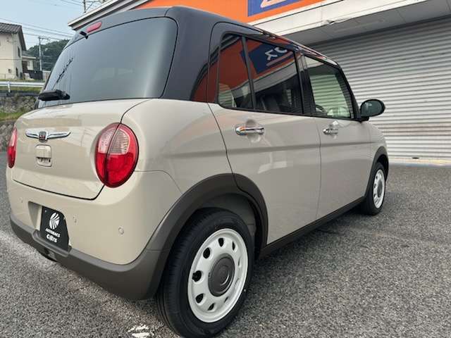 当店は車検指定工場ですので、車検の点検整備はすべて敷地内で行います！納車後のアフター整備もバッチリです！車検はもちろん板金やガラス交換も車のことならなんでも当店にお任せ下さい。