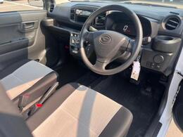 「この車の写真をもっと見たい」「状態が気になる」「この装備はついている？」どんな小さな疑問でもお気軽にお問い合わせください！
