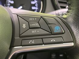 【プロパイロット】高速道路での長距離走行が楽に！！渋滞時と巡回走行のシーンで、アクセル・ブレーキ・ステアリングを自動で制御し、長距離運転の負担を軽減してくれます♪