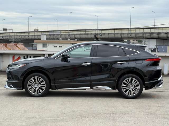 気になる箇所などございましたら、LINE、メールにて写真を送らせて頂きます！お気軽に、お申しつけ下さい！その他にも、お電話にてお車のご説もさせていただきますので、お電話お待ちしております052-400-0855★