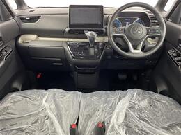 【インパネ全体】全方位で視界が広く、高い目線で運転もしやすいです！