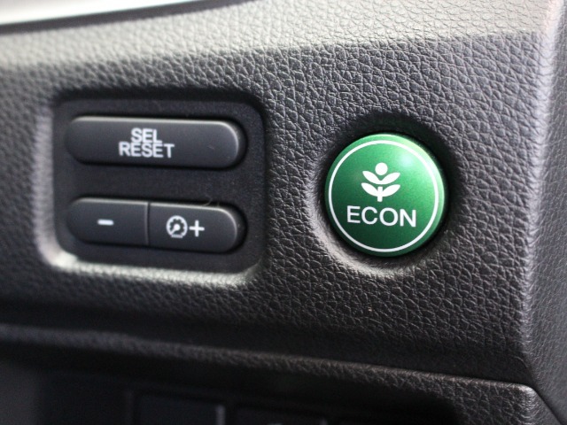 ECONスイッチの効果とあなたの運転で、クルマと力をあわせ「燃費向上＝ガソリン代の節約＝CO2 削減」のチャレンジをお楽しみください