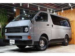 ご納車前には当社提携工場にて法定点検を行い、点検整備記録簿を発行しお渡しさせて頂いております。