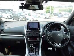 シンプルで使いやすいインパネ周辺！