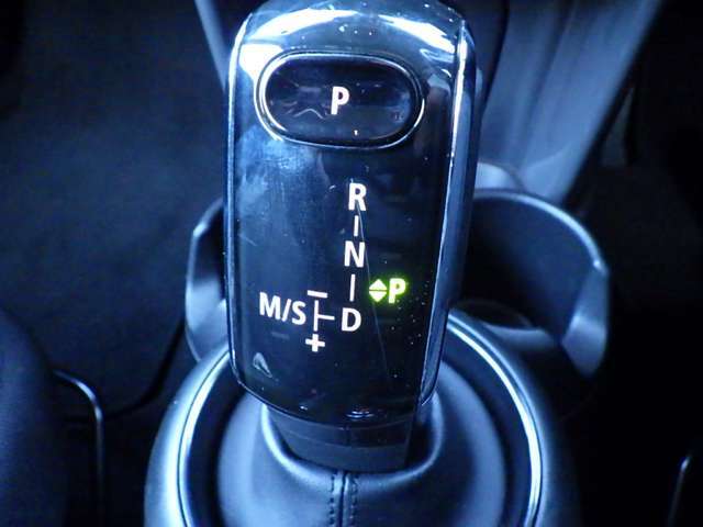 当社在庫車をご覧いただきありがとうございます。在庫装備などお気軽にお問い合わせください。0138-77-6666