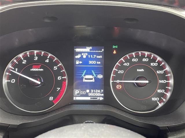 【スピードメーター】メーターがシンプルで見やすく運転しやすいですね！
