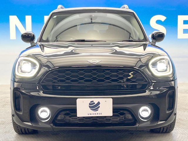 ●ご覧の通り綺麗な状態を維持しているお車ですが、小さなキズの状況や他の箇所のお写真もお送りできます。ご遠方の方でも安心してご検討いただける様、お客様のご希望に応じて出来る限りご対応させていただきます。