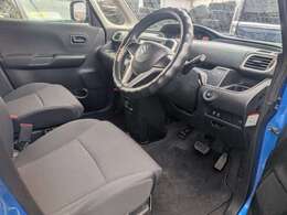 当社では社長自ら会場に出向き品質のいいお車の仕入れを行なっています。