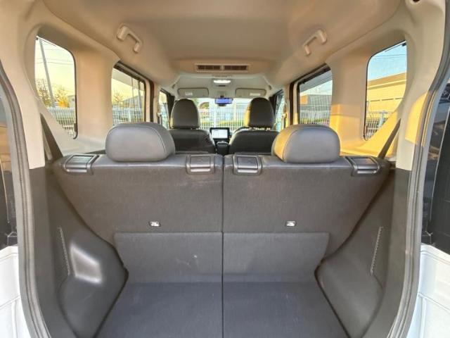 WECARS（ウィーカーズ）は全国250店舗展開！作業の都合上、車両をご覧頂けない場合がございます。来店前にお問合せ下さい