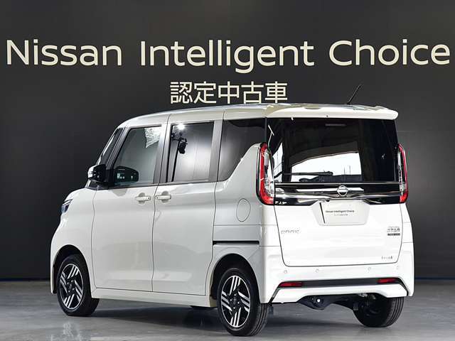 全国への登録納車、陸送可能です。納車後は全国のニッサンディーラーにて保証、メンテナンス対応出来ますので遠方のお客様も安心してお問合せ下さい。