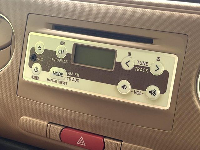 お好きな音楽を車内でお楽しみいただけます♪スピーカー交換・ウーハー追加などの音質向上や、最新ナビ・後席モニター等の取り付けも是非ご相談ください！