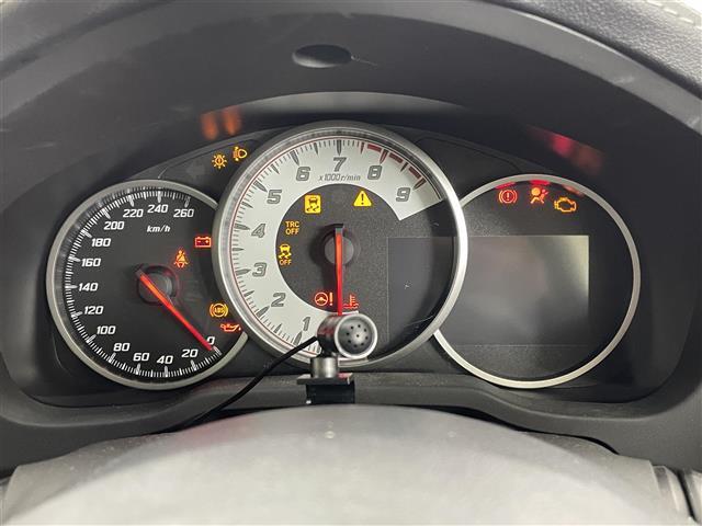 ◆【スピードメーター】メーターがシンプルで見やすく運転しやすいですね！