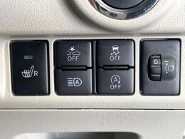 【シートヒーター】寒い日に重宝するシートヒーター！エアコンより早く温まってくれるので寒がりの人も安心ですね♪エアコンの温風は乾燥するから苦手、という方にもをおすすめです。