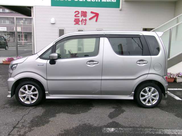 この車を少しでも気になった方は、是非お問合せ下さい☆
