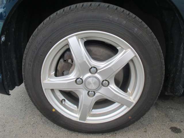 アルミホイールです