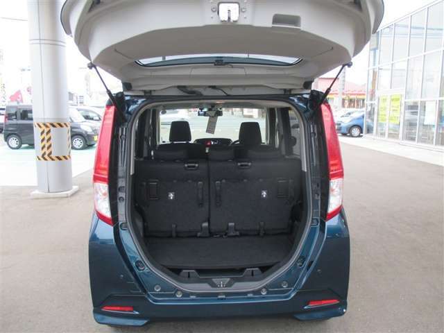 荷室は広々しています