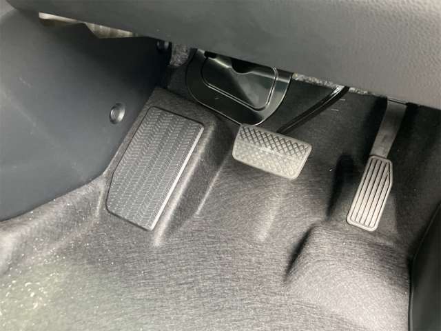 ご覧いただきありがとうございます♪気になったお車がありましたらお気軽にお電話をください！