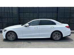 高度な教員訓練を受けた選任のサービススタッフが常に確かなメンテナンスを実施しています。