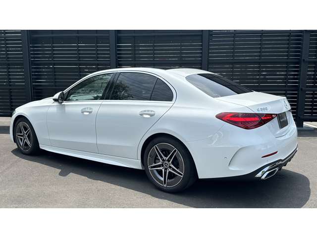 メルセデスケアーも車検満期まで保障継承されます。詳しくは弊社までお問合せくださいませ。
