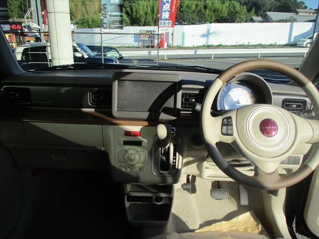 【グループ総在庫数200台以上】最新モデルのスズキ車をお探しなら是非当店へ！グループ総在庫数は200台以上！各グレード・各カラー揃ってます！また在庫になくても新規オーダー可！