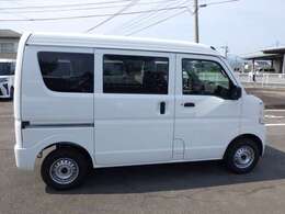 2023年10月から中古車の支払総額表示が義務化されました。県外登録追加費用をのぞいて支払総額表示＝ご購入可能総額です。もちろんオプション設定の有無はご自由です。義務化前から弊社は20年以上この体制です。