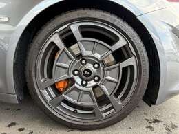 かつて多くの人々を魅了した「アルピーヌ A110」の精神「ドライビングプレジャー/運転する歓び」を現代に復活させたフレンチスポーツカー。