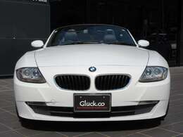 BMW/MINIの純正パーツ・アクセサリーからオフィシャルグッズまで各種取り扱っています。提携サービス工場、自社鈑金工場完備で修理や車検もお任せください。