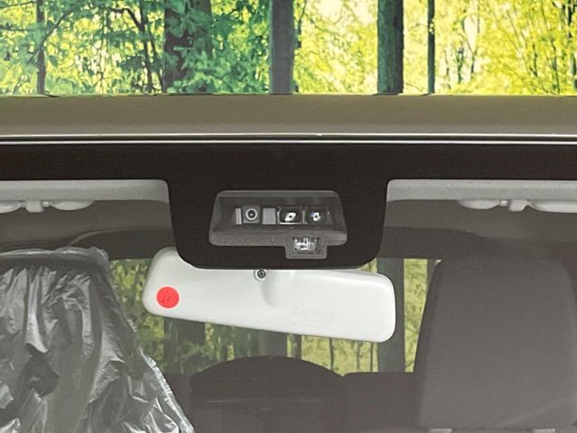【スズキ　セーフティサポート】走行中に前方の車両等を認識し、衝突しそうな時は警報とブレーキで衝突回避と被害軽減をアシスト。より安全にドライブをお楽しみいただけます。