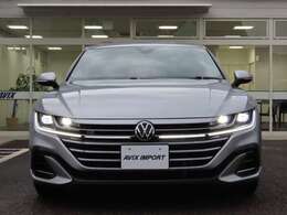 【主要諸元】直列4気筒DOHCターボ/1，984cc/7速AT272PS/35.7kg.m全長487×全幅187×全高144