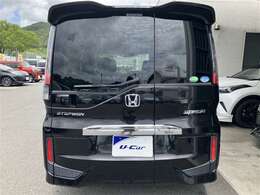 納車前には定期点検を行います。