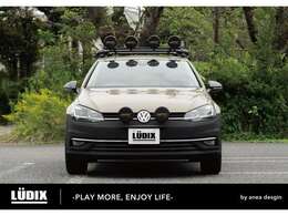 ベースはゴルフVII後期のコンフォートライン。リフトキットで4cm、タイヤで3cm、合計7センチのリフトアップ。